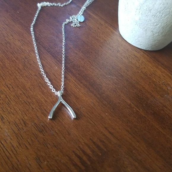 Silver wishbone necklace - Picture 2 of 2